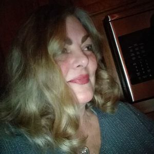 Meet your Posher, Roxane